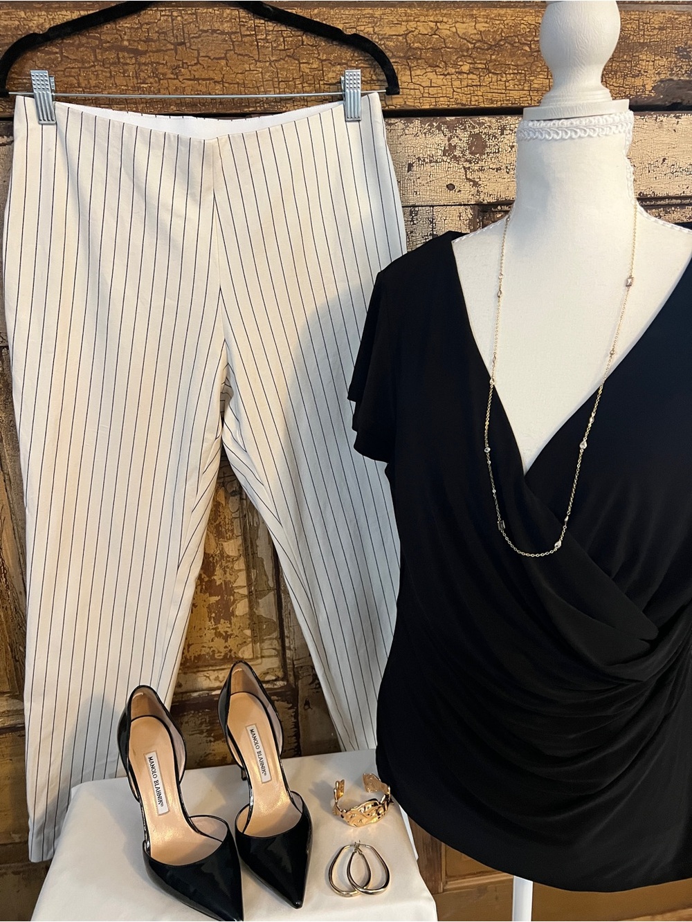 Vince Camuto | Ruched Faux Wrap V-Neck Blouse | NWOT | Size L